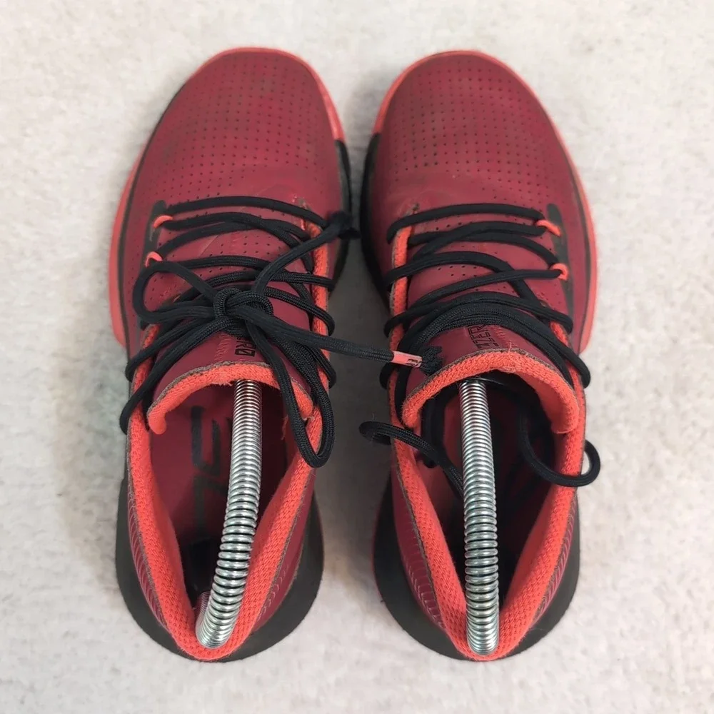 Under Armour Shoes Youth 4.5 Curry 3Zero 3 GS Sneakers‎ Red Athletic 3022117-601